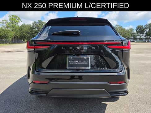Used 2025 Lexus NX 250 FWD w/ Accessory Package (Z2) image 4