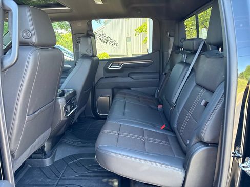 Certified 2026 Chevrolet Silverado 1500 High Country w/ High Country Premium Package AWD/4WD image 41