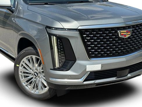 New 2026 Cadillac Escalade ESV Luxury w/ Touring Package image 6