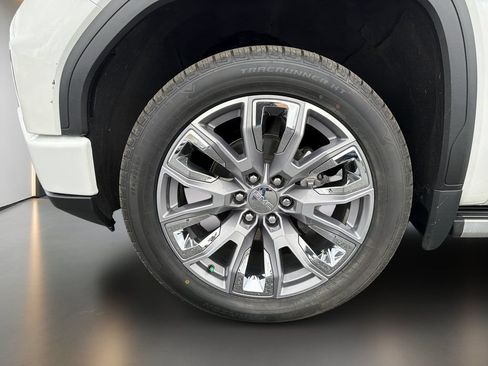 Certified 2023 GMC Sierra 1500 Denali AWD/4WD image 11