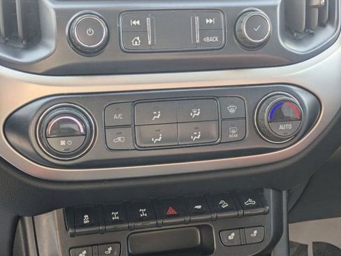 Used 2021 Chevrolet Colorado ZR2 image 26