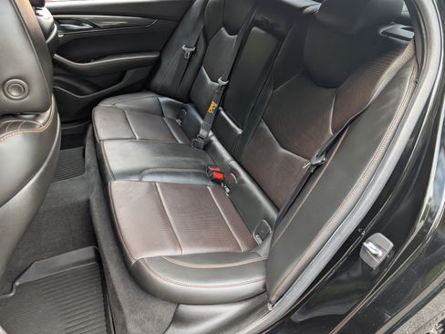 Used 2024 Cadillac CT5 V w/ Premium Package RWD image 18