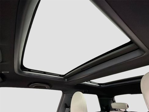 New 2026 MINI Cooper 2-Door Hardtop FWD image 21