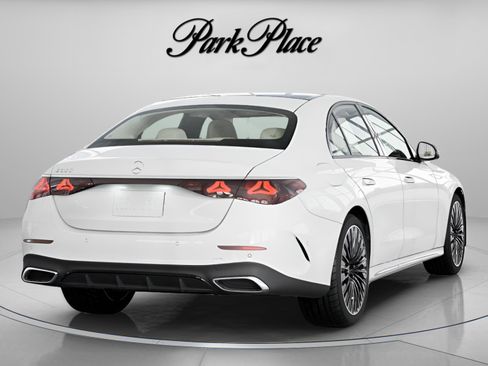 Used 2026 Mercedes-Benz E 350 Sedan image 19
