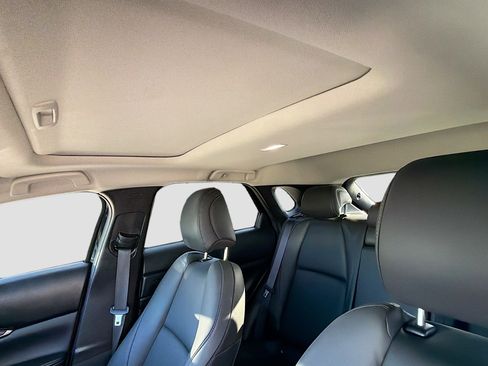 Used 2024 MAZDA CX-30 AWD 2.5 S w/ Preferred Package image 26