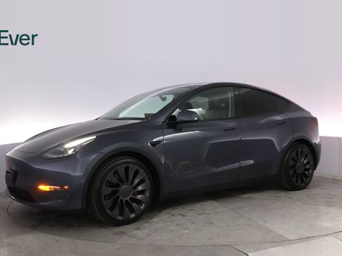 Used 2022 Tesla Model Y Performance AWD/4WD image 18