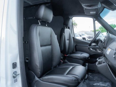 Used 2026 Mercedes-Benz Sprinter 2500 image 22