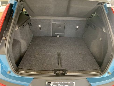 Certified 2023 Volvo XC40 B5 Plus w/ Driver Assist Package image 7