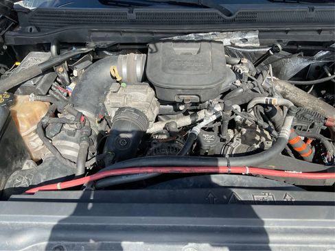 Used 2015 GMC Sierra 2500 Denali w/ Duramax Plus Package image 11