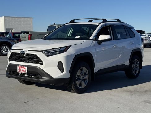 New 2025 Toyota RAV4 XLE image 11