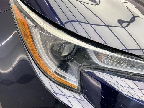 Used 2022 Toyota Corolla LE image 29