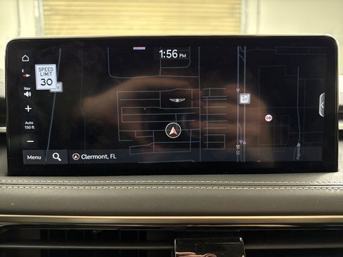 Used 2025 Genesis G70 2.5T image 17