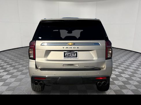 Used 2021 Chevrolet Tahoe Premier w/ Premium Package AWD/4WD image 18