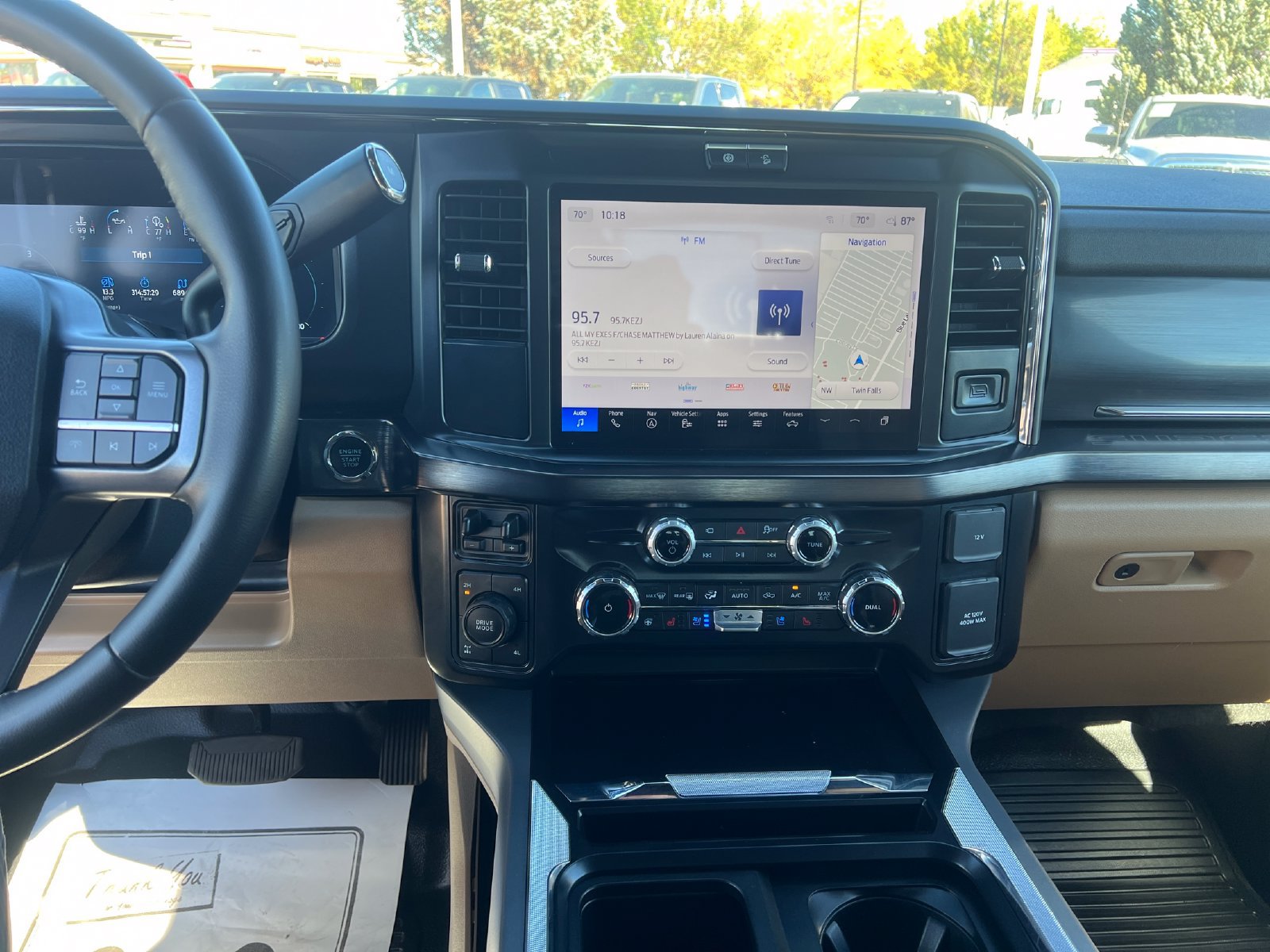 Used 2025 Ford F350 Lariat w/ Black Appearance Package AWD/4WD image 24