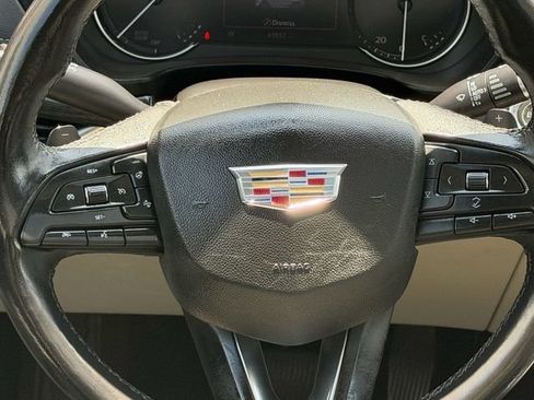 Used 2019 Cadillac XT4 Premium Luxury FWD image 15