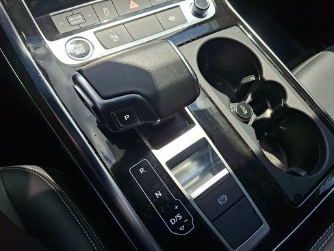 Certified 2023 Audi Q8 Premium w/ Convenience Package AWD/4WD image 15