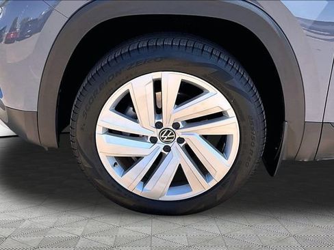 Used 2021 Volkswagen Atlas Cross Sport SE FWD image 8