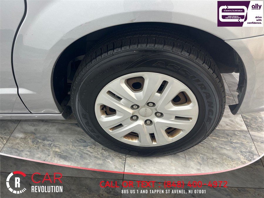 Used 2019 Dodge Grand Caravan SE FWD image 33