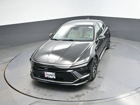 Used 2025 Hyundai Sonata SEL FWD image 27