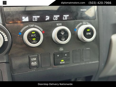 Used 2018 Toyota Sequoia TRD Sport image 29