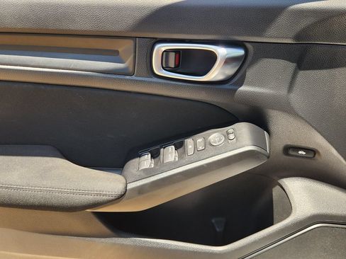 Used 2022 Honda Civic Sport image 16
