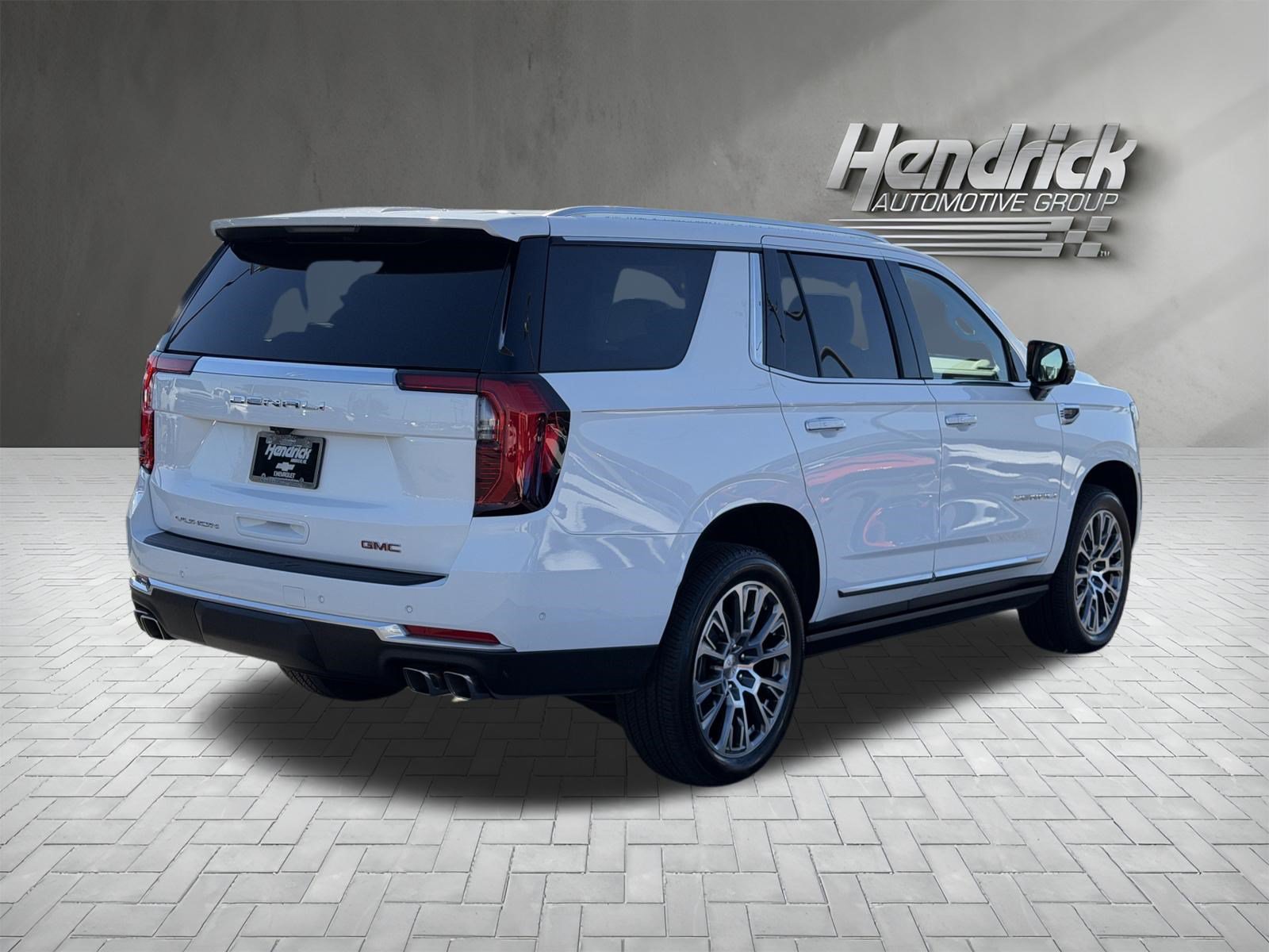 Used 2026 GMC Yukon Denali w/ Sun & Power Step Package RWD image 10