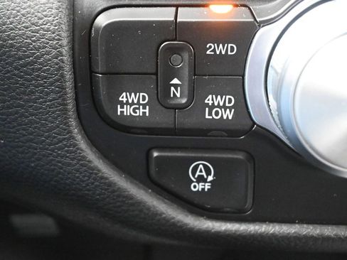 Used 2024 RAM 1500 Laramie image 24