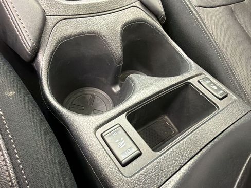 Used 2020 Nissan Rogue SL w/ Premium Package FWD image 17