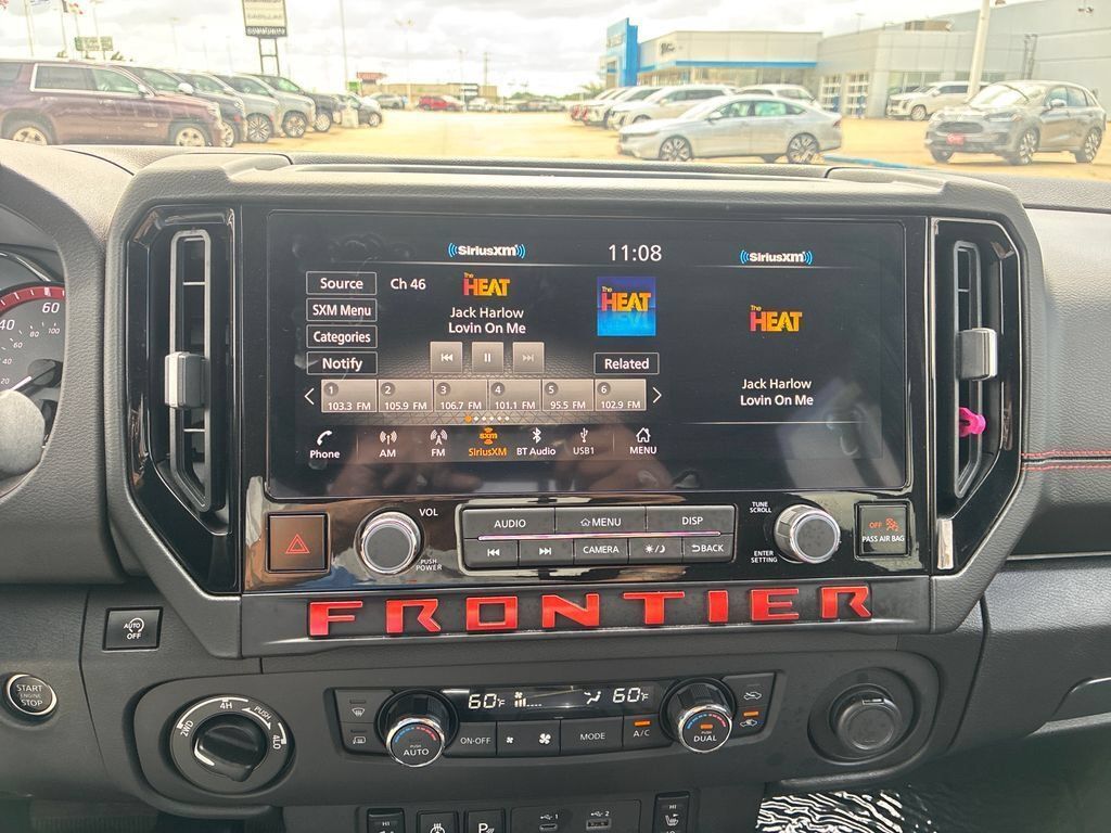 Used 2025 Nissan Frontier PRO-4X w/ Pro Convenience Package AWD/4WD image 18