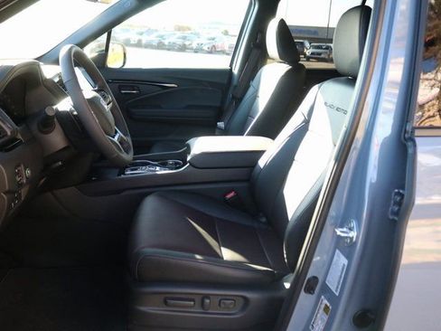 New 2026 Honda Ridgeline Black Edition image 6