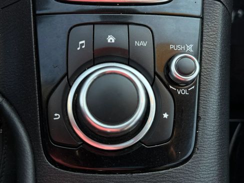 Used 2015 MAZDA MAZDA3 s Grand Touring w/ Technology Package FWD image 28