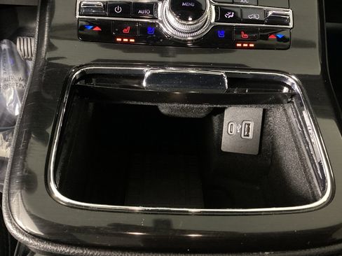 Used 2022 Lincoln Nautilus Reserve image 27