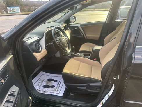 Used 2017 Toyota RAV4 XLE w/ Protection Package image 15