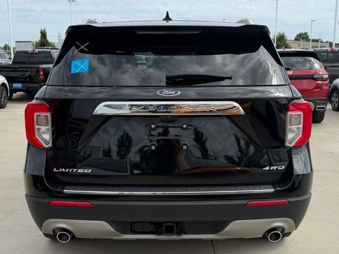 Used 2022 Ford Explorer Limited w/ Equipment Group 301A AWD/4WD image 4