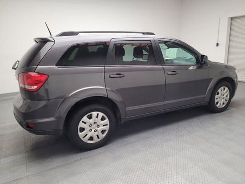 Used 2018 Dodge Journey SXT FWD image 10