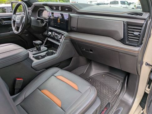 Used 2023 GMC Sierra 1500 AT4 w/ AT4 Premium Package AWD/4WD image 25