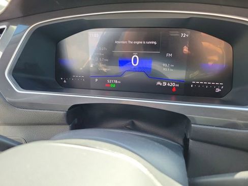 Used 2024 Volkswagen Tiguan SE image 19