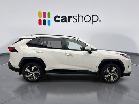 Used 2025 Toyota RAV4 SE w/ Weather & Moonroof Package AWD/4WD image 6