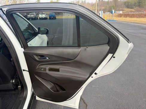 Used 2024 Chevrolet Equinox RS w/ LPO, Floor Liner Package AWD/4WD image 39