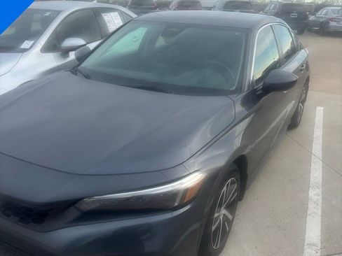 Used 2023 Honda Civic LX image 1