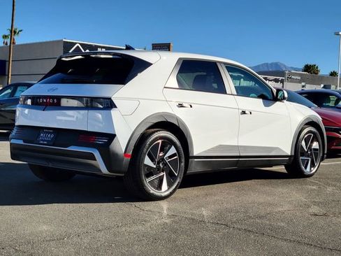 New 2026 Hyundai Ioniq 5 SEL image 2