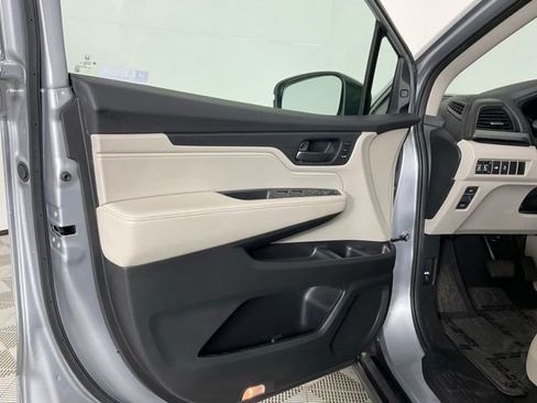 Used 2025 Honda Odyssey EX-L image 11