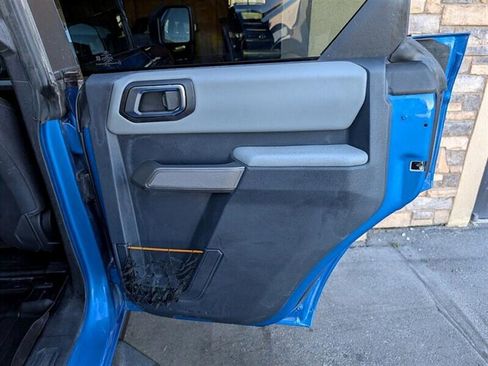 Used 2023 Ford Bronco Badlands image 27