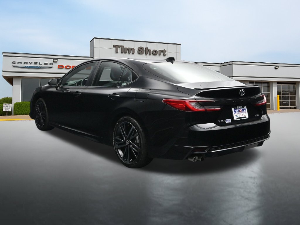 Used 2026 Toyota Camry XSE FWD image 3