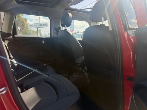 Used 2016 MINI Cooper 4-Door Hardtop w/ Media Package FWD image 12