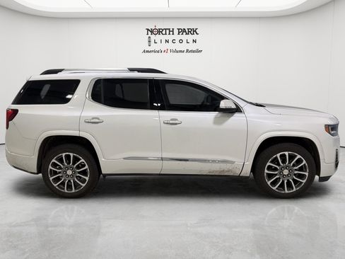 Used 2021 GMC Acadia Denali w/ Denali Technology Package FWD image 6