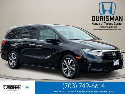 Used 2021 Honda Odyssey Touring image 1