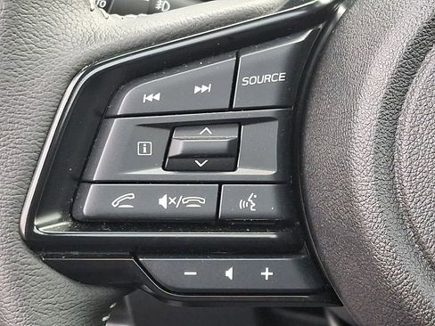 Used 2025 Subaru Forester Premium image 20