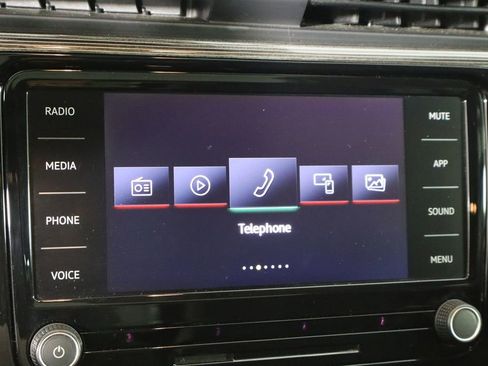 Used 2020 Volkswagen Passat 2.0T R-Line image 42