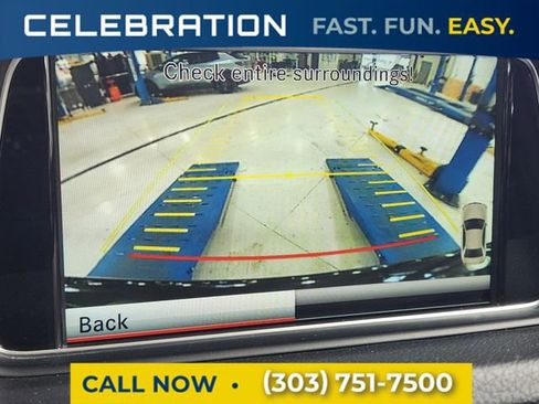 Used 2014 Mercedes-Benz E 550 4MATIC Sedan image 22